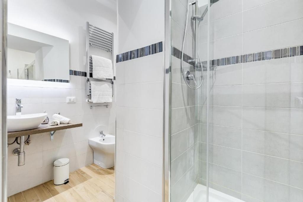Vatican Prestige Apt By Premium Suites Collection Рим Екстериор снимка
